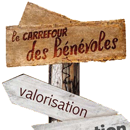 benevole totem haut carré fond blanc